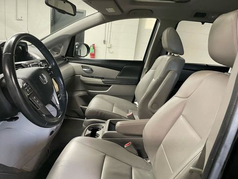 Used 2014 Honda Odyssey EX-L image 12