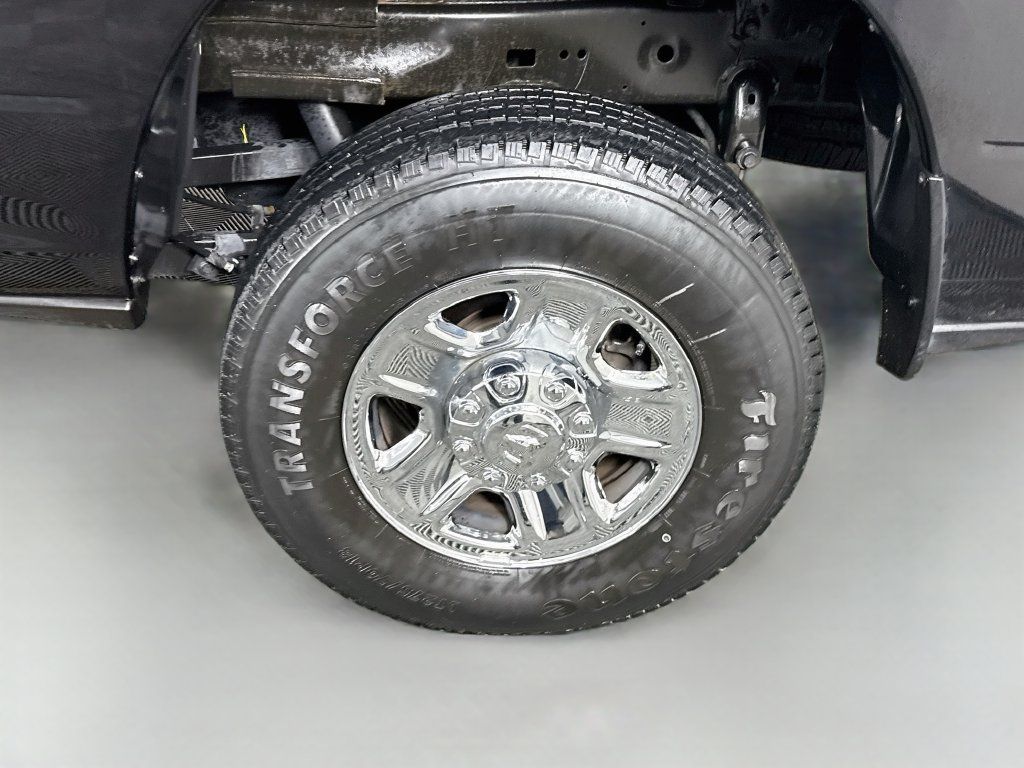 Used 2024 RAM 2500 Tradesman w/ Chrome Appearance Group AWD/4WD image 34