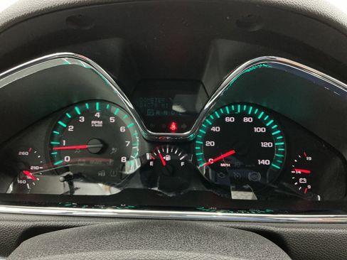 Used 2015 Chevrolet Traverse LT FWD image 28