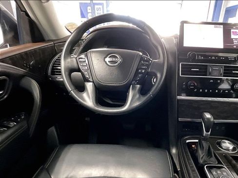 Certified 2023 Nissan Armada Platinum w/ Cargo Package AWD/4WD image 18