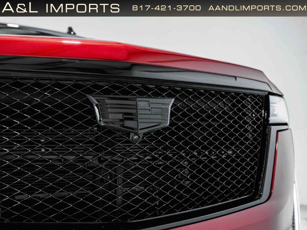 Used 2024 Cadillac Escalade ESV Premium Luxury AWD/4WD image 16