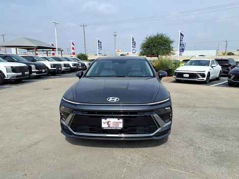 Used 2025 Hyundai Sonata SEL FWD image 8