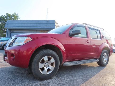 Used 2011 Nissan Pathfinder S AWD/4WD image 4
