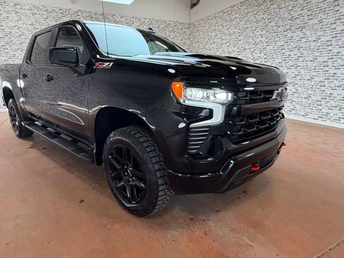 Used 2022 Chevrolet Silverado 1500 LT Trail Boss w/ Protection Package image 7