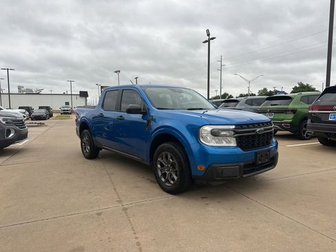 Used 2022 Ford Maverick XLT FWD image 3