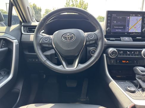Used 2022 Toyota RAV4 Limited AWD/4WD image 16