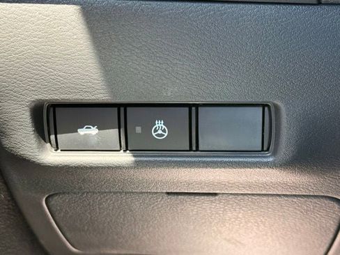 New 2026 Nissan Sentra SV w/ SV Convenience Package FWD image 27