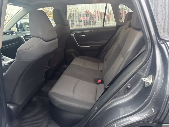 Used 2020 Toyota RAV4 XLE w/ Convenience Package AWD/4WD image 26