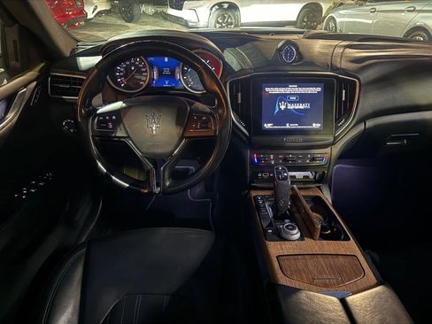 Used 2019 Maserati Ghibli S Q4 AWD/4WD image 14