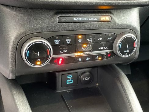 Used 2023 Ford Escape Active AWD/4WD image 12