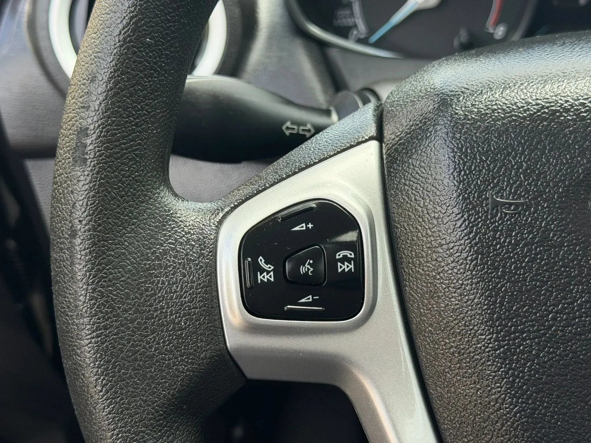 Used 2018 Ford Fiesta SE FWD image 17
