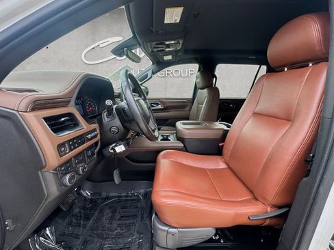 Used 2021 Chevrolet Tahoe High Country AWD/4WD image 19