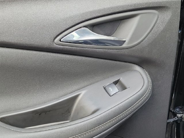 Certified 2023 Buick Encore GX Select w/ Sport Touring Package FWD image 16