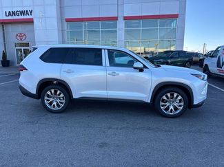 New 2026 Toyota Grand Highlander Limited video 2