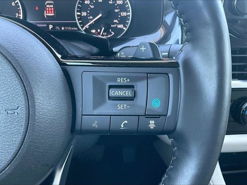 Certified 2024 Nissan Pathfinder SL FWD image 21