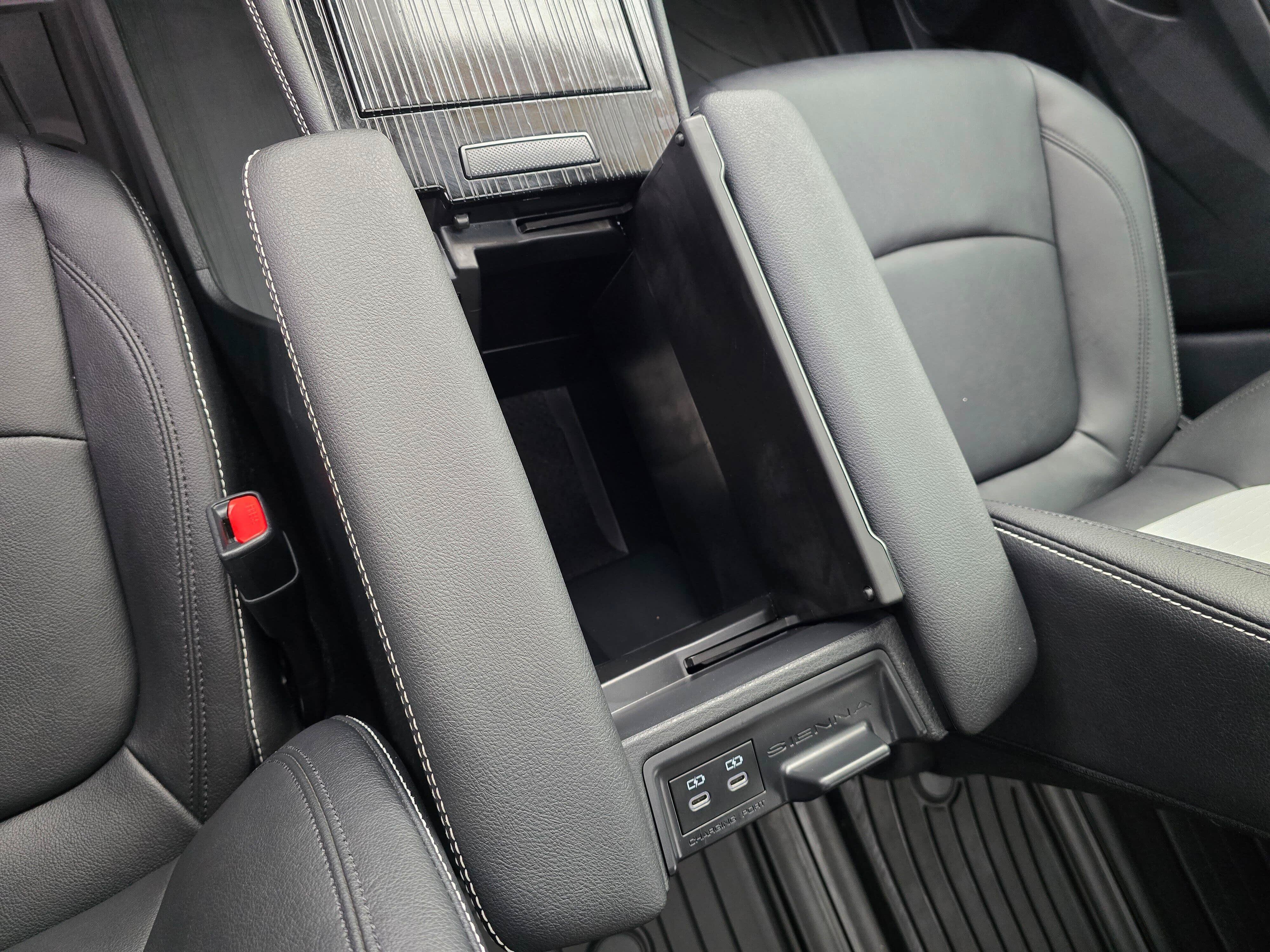 Certified 2026 Toyota Sienna XSE AWD/4WD image 28