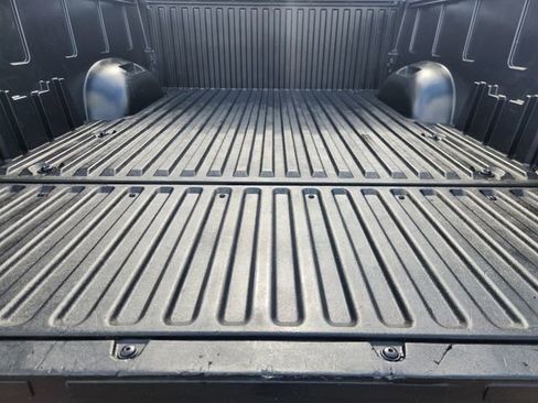 Used 2022 Toyota Tundra SR5 RWD image 33