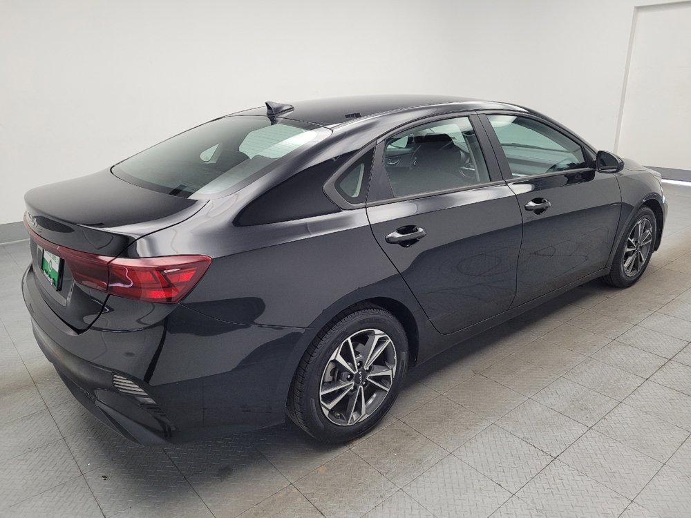 Used 2023 Kia Forte LXS FWD image 9