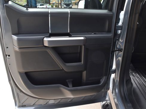 Used 2019 Ford F150 XLT w/ Equipment Group 302A Luxury image 21