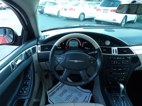 Used 2006 Chrysler Pacifica Touring FWD image 5