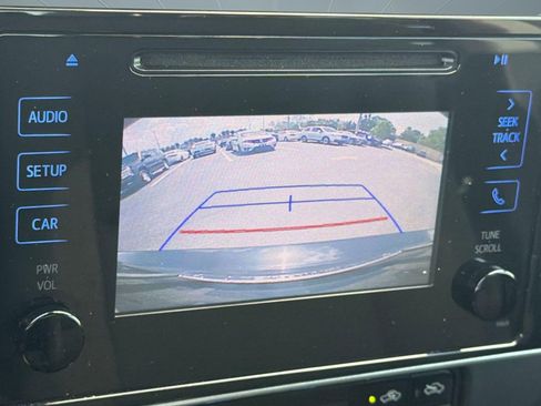 Used 2019 Toyota Corolla LE FWD image 25