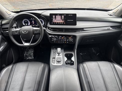 Certified 2025 INFINITI QX60 Luxe image 10