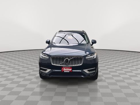 Used 2023 Volvo XC90 B6 Plus image 36