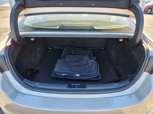 Certified 2025 MAZDA MAZDA3 s image 8