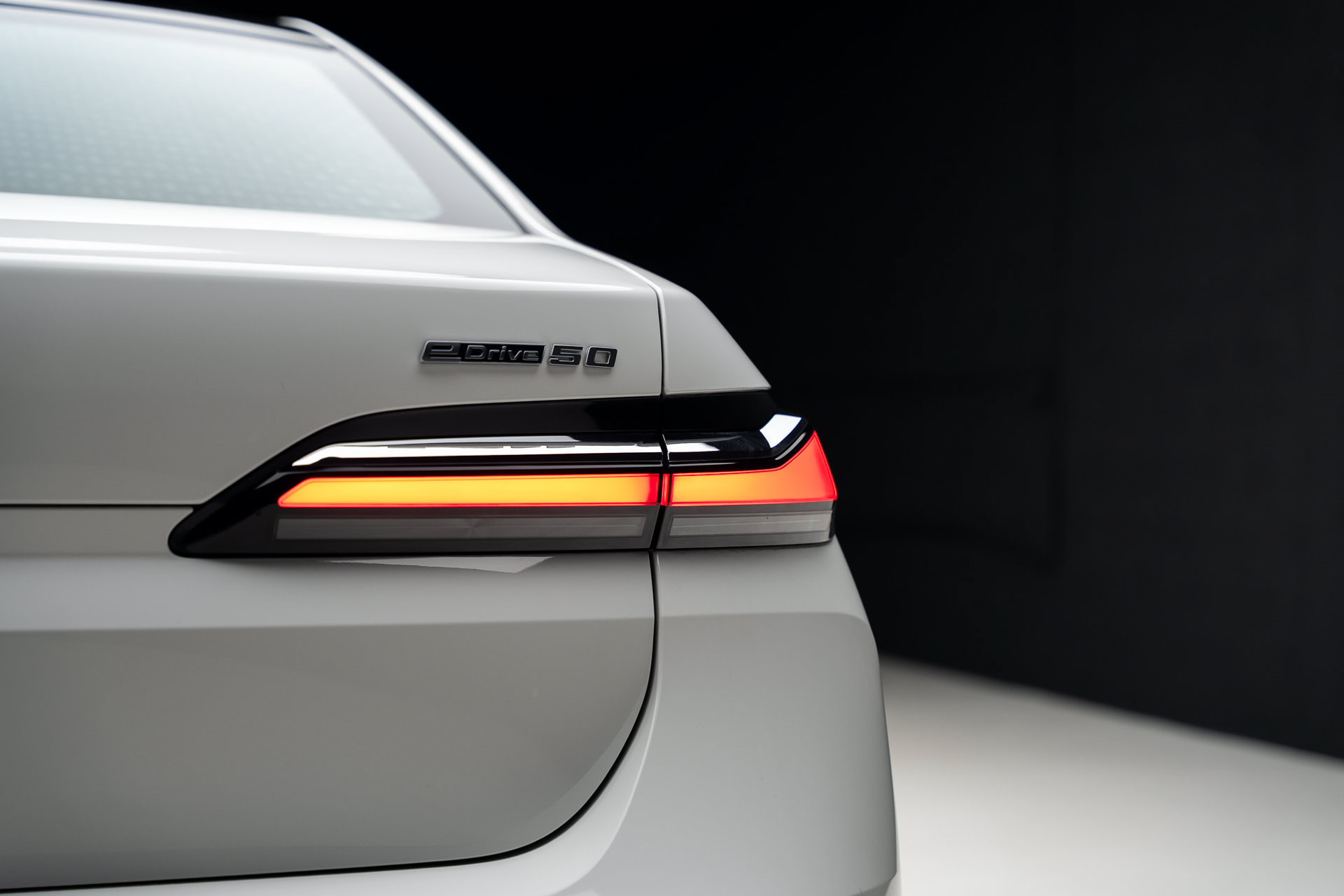 Used 2024 BMW i7 eDrive50 w/ Executive Package RWD image 29