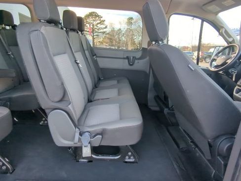 Used 2023 Ford Transit 350 XLT image 19