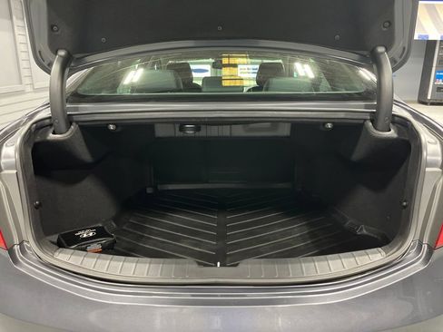 Used 2013 Hyundai Azera w/ Technology Pkg FWD image 39