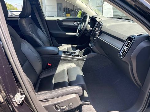 Used 2023 Volvo XC40 B5 Ultimate w/ Protection Package Premier AWD/4WD image 13