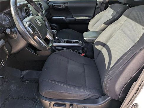 Used 2021 Toyota Tacoma SR5 w/ Trail Edition RWD image 15