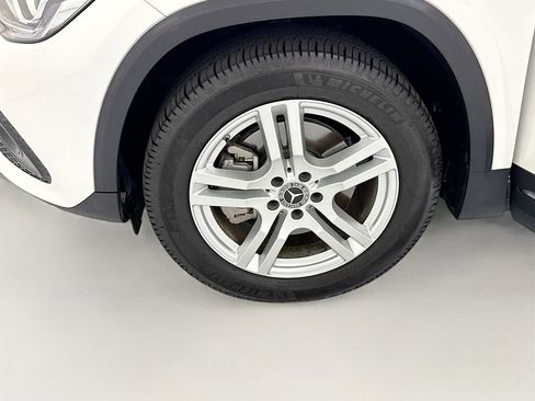 Used 2021 Mercedes-Benz GLA 250 4MATIC image 28