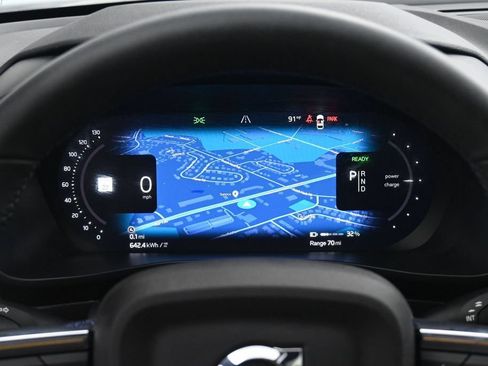 Used 2023 Volvo C40 P8 Recharge Ultimate AWD/4WD image 29