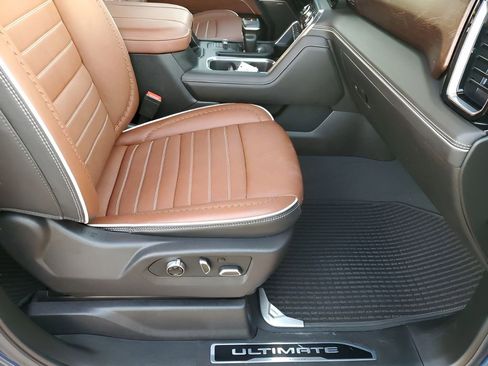 Used 2024 GMC Sierra 1500 Denali Ultimate image 16