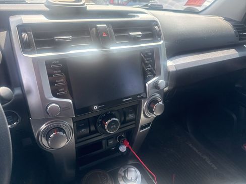 Used 2020 Toyota 4Runner SR5 Premium w/ Moonroof Package AWD/4WD image 12