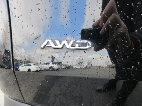 Used 2024 Toyota Grand Highlander Platinum image 8