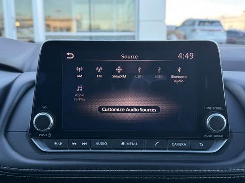 Used 2023 Nissan Rogue S image 28