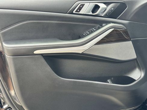 Certified 2024 BMW X5 xDrive40i w/ M Sport Package AWD/4WD image 17