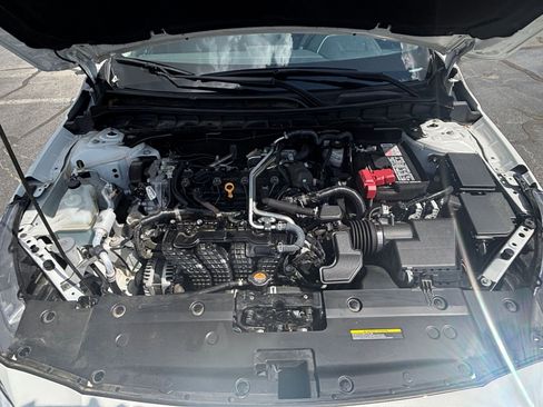 Used 2025 Nissan Altima 2.5 SV image 32