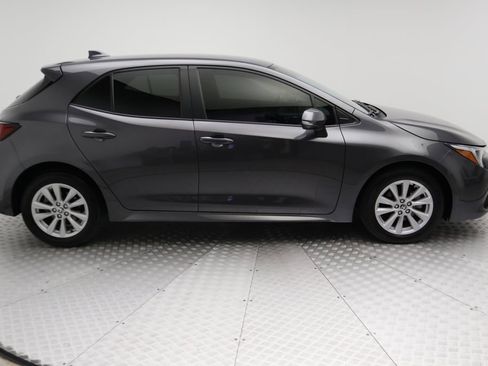 Used 2025 Toyota Corolla SE image 7