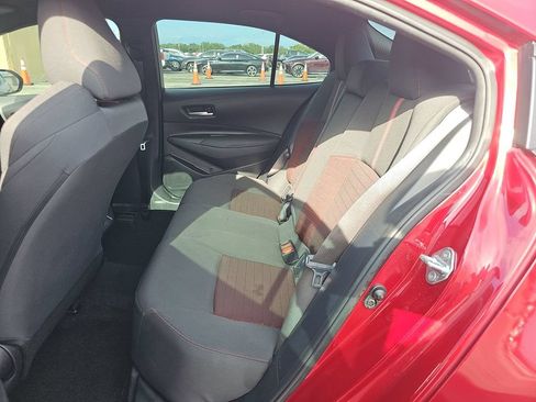 Used 2023 Toyota Corolla SE FWD image 4