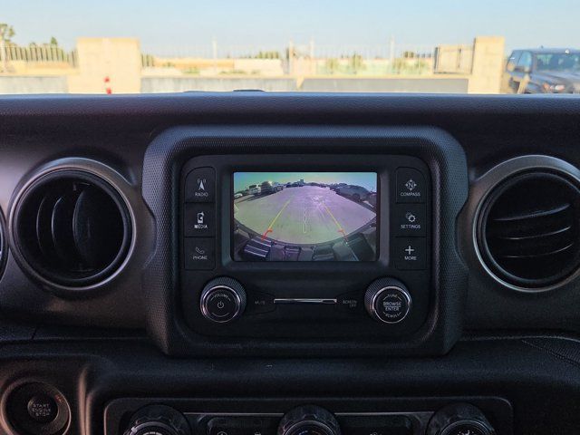 Used 2018 Jeep Wrangler Unlimited Sport AWD/4WD image 13