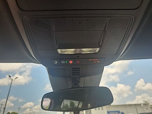 Certified 2025 GMC Acadia Elevation image 24