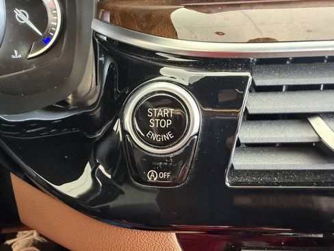 Used 2019 BMW 540i xDrive w/ Convenience Package image 20