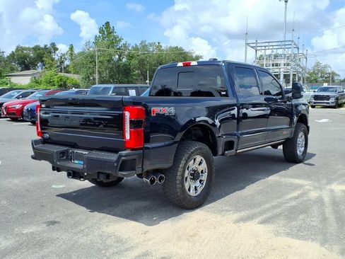 Used 2025 Ford F350 Platinum w/ FX4 Off-Road Package AWD/4WD image 7