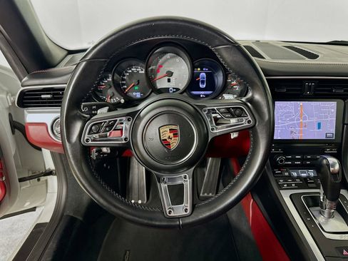Used 2017 Porsche 911 Carrera 4S AWD/4WD image 14