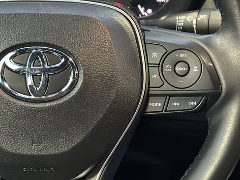 Used 2024 Toyota Corolla SE image 31