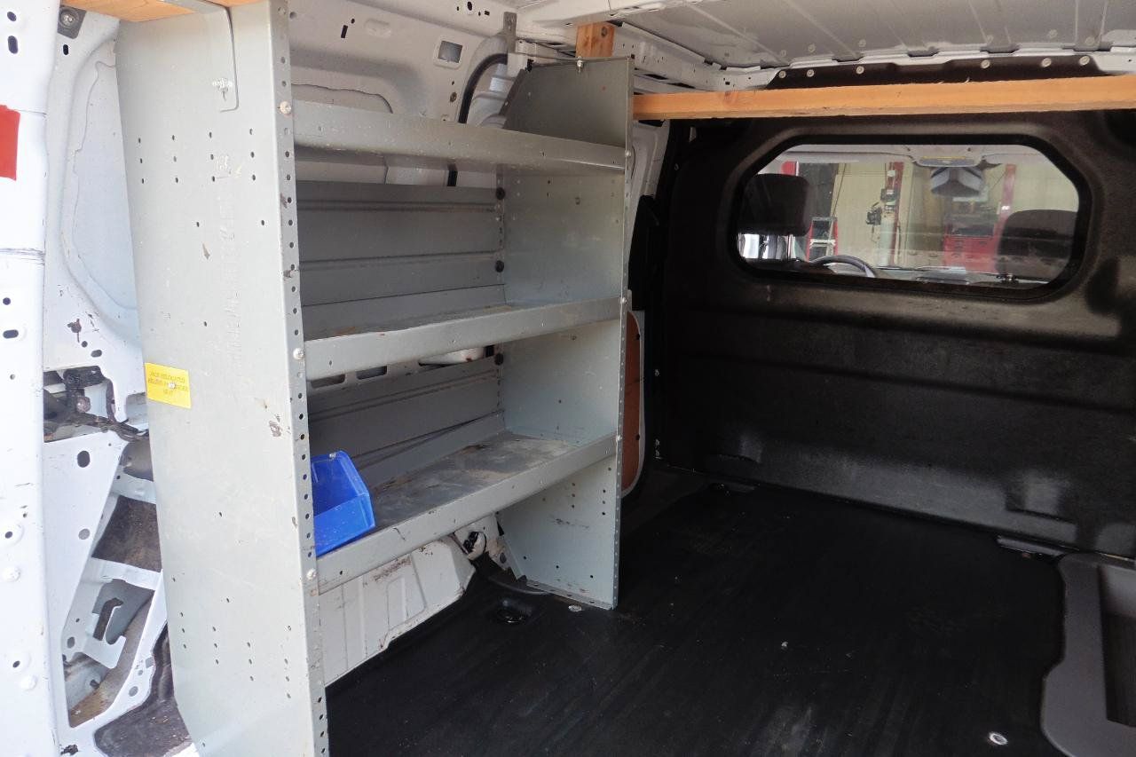 Used 2022 Ford Transit Connect XL FWD image 22